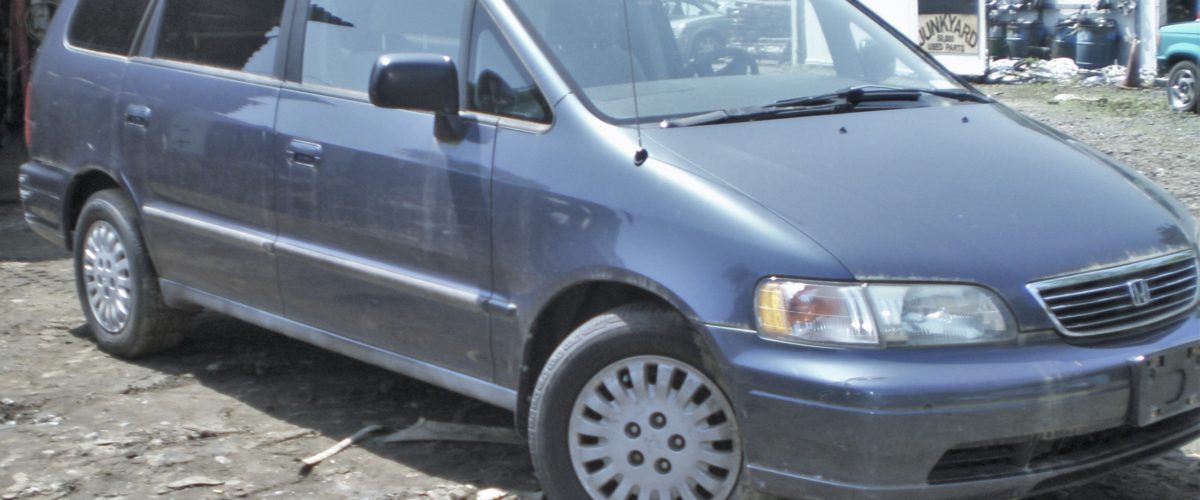 Parting Out 1995 Honda Odyssey LX 4Dr Van L-39 | Big Junkyard